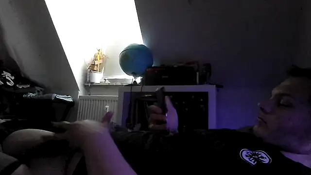 Nicolasjlhkjzl online show from 05/23/26, 12:15