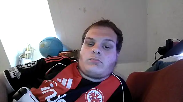 Snapshot of Nicolasjlhkjzl chatting on 06/17/26, 05:23 Nicolasjlhkjzl online show from 06/17/26, 05:23