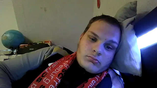 Nicolasjlhkjzl online show from 05/13/26, 06:48