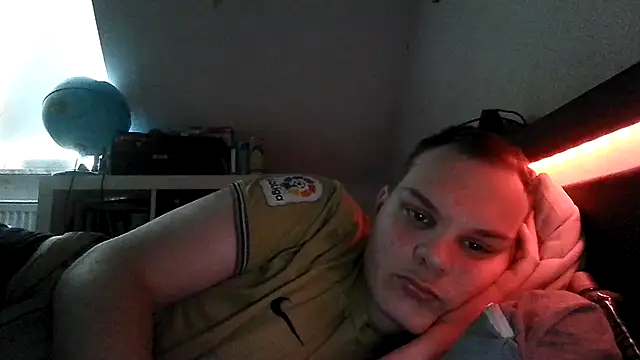 Nicolasjlhkjzl online show from 04/03/26, 12:44