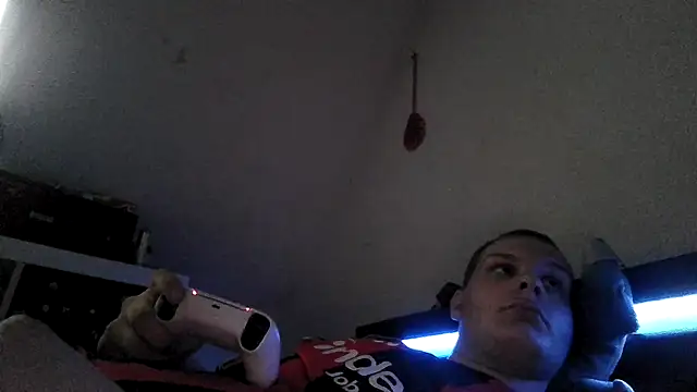 Nicolasjlhkjzl online show from 04/17/26, 01:03