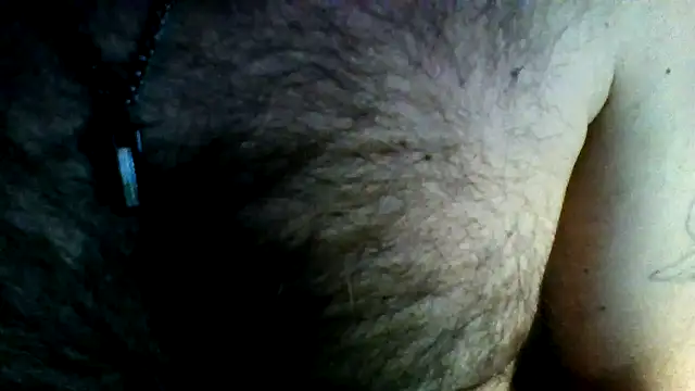 Snapshot of titanzitte chatting on 01/12/26, 01:01 titanzitte online show from 01/12/26, 01:01