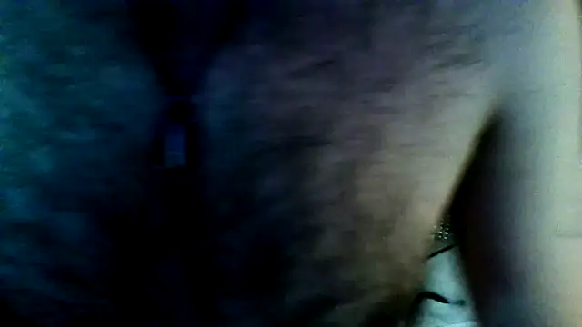 Snapshot of titanzitte chatting on 11/10/25, 01:43 titanzitte online show from 11/10/25, 01:43