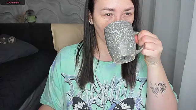 Kendra SXY online show from 12/22/25, 02:44