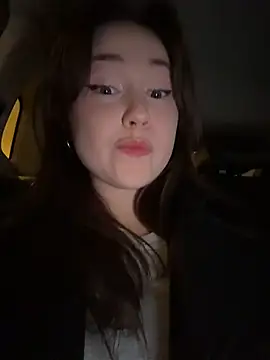 Peachy Dream online show from 11/16/25, 07:07