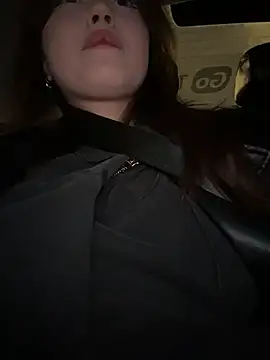 Peachy Dream online show from 11/18/25, 06:11