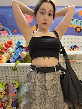 Snapshot of Peachy_Dream chatting on 05/24/26, 04:07 Peachy Dream online show from 05/24/26, 04:07