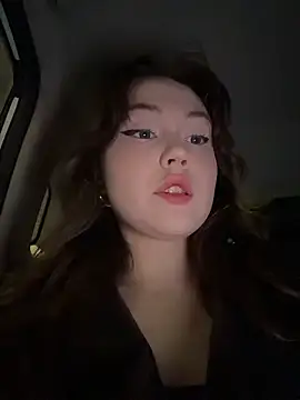 Peachy Dream online show from 11/13/25, 06:12