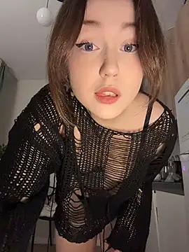 Snapshot of Peachy_Dream chatting on 03/19/26, 07:03 Peachy Dream online show from 03/19/26, 07:03