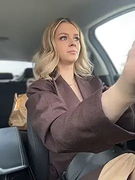 Love Bri online show from 03/31/26, 11:01