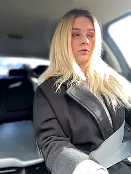 Love Bri online show from 10/11/25, 10:27