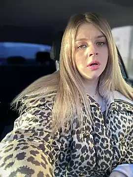 Love Bri online show from 03/22/25, 05:17