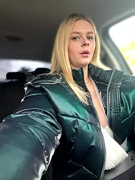 Love Bri online show from 10/12/25, 10:05