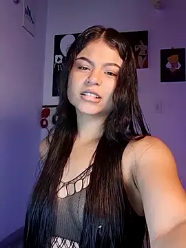 Cleo hills online show from 04/15/26, 01:48