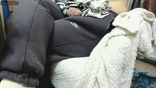 Queen Sport online show from 11/28/25, 04:23