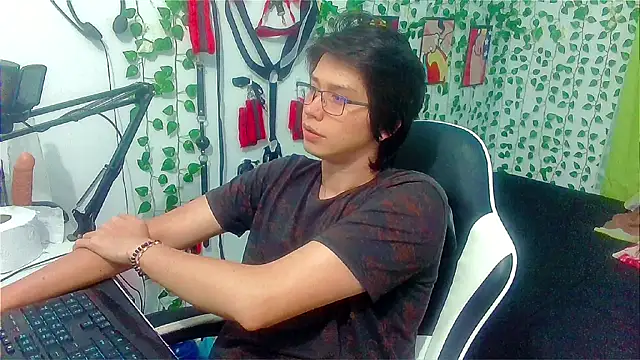 Andy gray online show from 04/11/26, 01:35