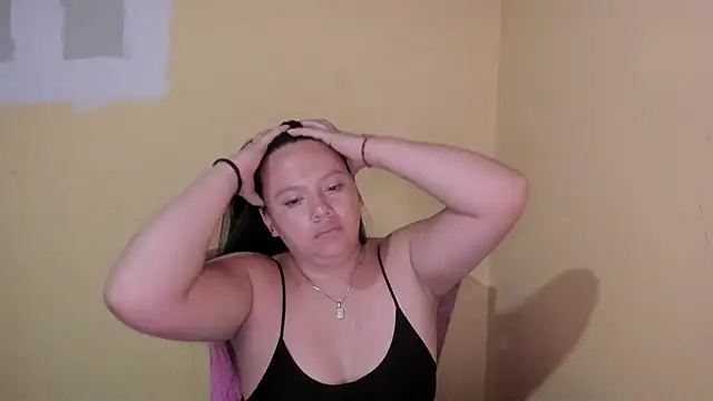 lauraguzman online show from 07/20/26, 03:14