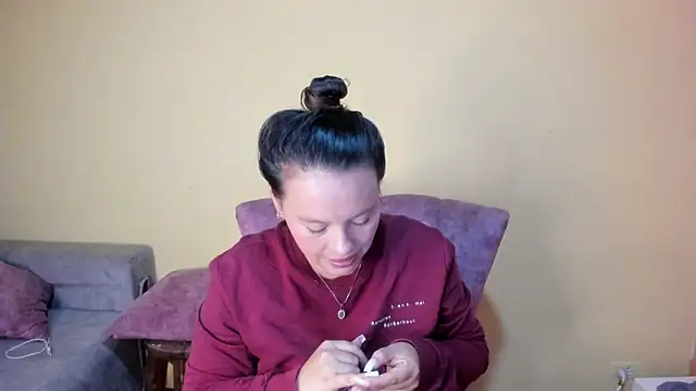 lauraguzman online show from 03/27/26, 02:53