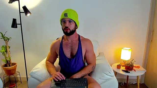 dafboy1 online show from 02/05/26, 03:08