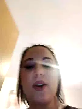 Snapshot of AdelinaJude chatting on 12/01/24, 04:56 AdelinaJude online show from 12/01/24, 04:56