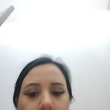 Snapshot of AdelinaJude chatting on 10/20/25, 08:53 AdelinaJude online show from 10/20/25, 08:53