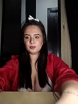 AdelinaJude online show from 02/18/26, 12:30