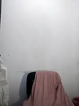 AdelinaJude online show from 03/23/26, 04:29