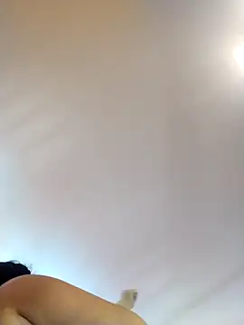 Snapshot of AdelinaJude chatting on 02/21/25, 11:11 AdelinaJude online show from 02/21/25, 11:11