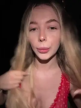 KylieJoyce online show from 02/15/25, 07:49