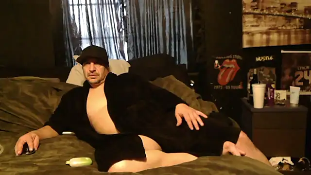 Snapshot of RM_Discov3ri3z chatting on 01/05/26, 05:27 RM Discov3ri3z online show from 01/05/26, 05:27