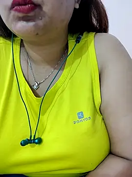 Snapshot of Ruchikalive chatting on 03/06/25, 02:40 Ruchikalive online show from 03/06/25, 02:40