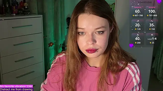 ValBae online show from 10/13/25, 07:48