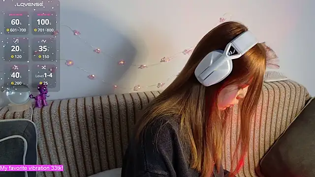 ValBae online show from 11/30/25, 09:48