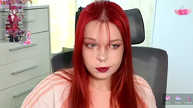 Snapshot of ValBae chatting on 05/20/26, 07:27 ValBae online show from 05/20/26, 07:27