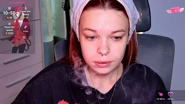 ValBae online show from 06/03/26, 06:58