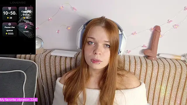 ValBae online show from 11/27/25, 10:10