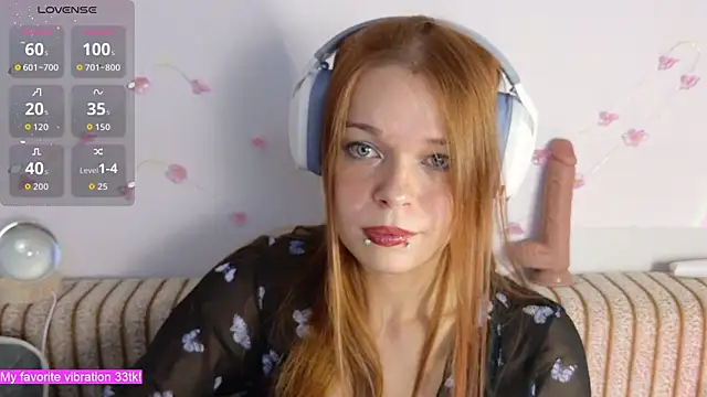 ValBae online show from 11/26/25, 08:42