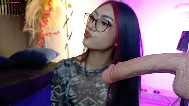 miluv19 online show from 02/10/26, 07:24