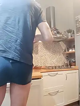 Frabox65 online show from 02/02/25, 06:14