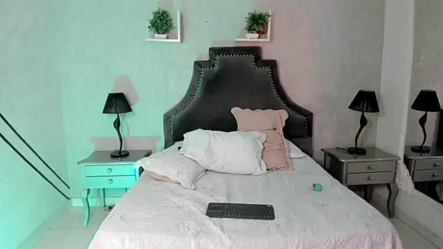 ailynBlaze online show from 03/21/25, 01:56