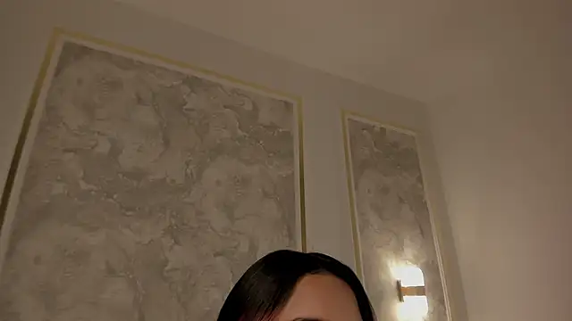 victoria18x online show from 11/07/25, 07:07