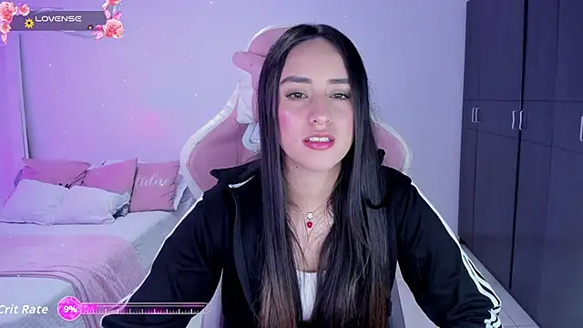 Snapshot of Tinylottie chatting on 11/20/25, 01:06 Tinylottie online show from 11/20/25, 01:06