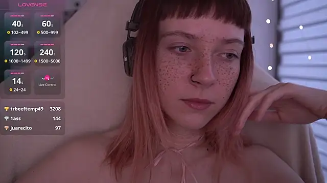 Snapshot of juliapie chatting on 02/12/25, 08:38 juliapie online show from 02/12/25, 08:38