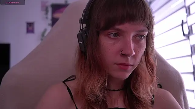 Snapshot of juliapie chatting on 09/19/25, 07:01 juliapie online show from 09/19/25, 07:01