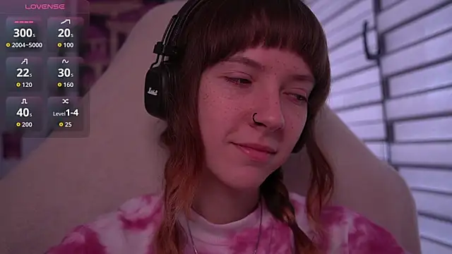 Snapshot of juliapie chatting on 09/12/25, 06:13 juliapie online show from 09/12/25, 06:13