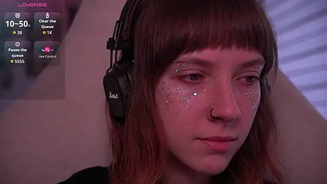 Snapshot of juliapie chatting on 09/17/25, 06:37 juliapie online show from 09/17/25, 06:37