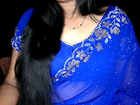 shila20 online show from 02/13/26, 01:33