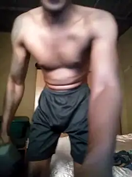 Snapshot of Kingcamxxx chatting on 06/03/26, 02:33 Kingcamxxx online show from 06/03/26, 02:33
