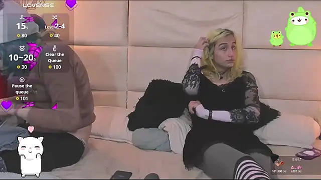 -kisa  online show from 12/18/25, 02:16