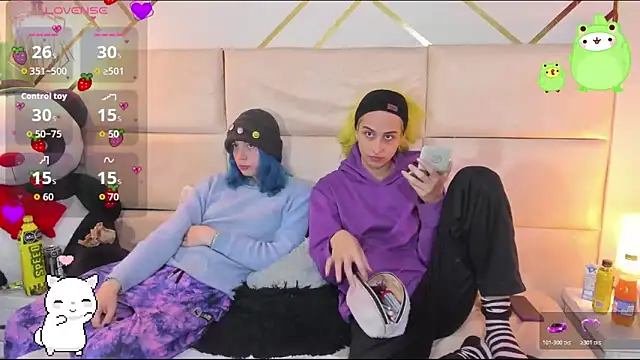 -kisa  online show from 11/07/25, 01:43